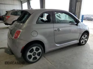 2015 FIAT 500e с VIN 3C3CFFGE0FT694348, выставлен на аукционе Copart как лот 51473845 с пробегом 68 507 миль миль и Чистый • Clean title. История ставок и продаж доступна на DreamBid. Изображение 3.