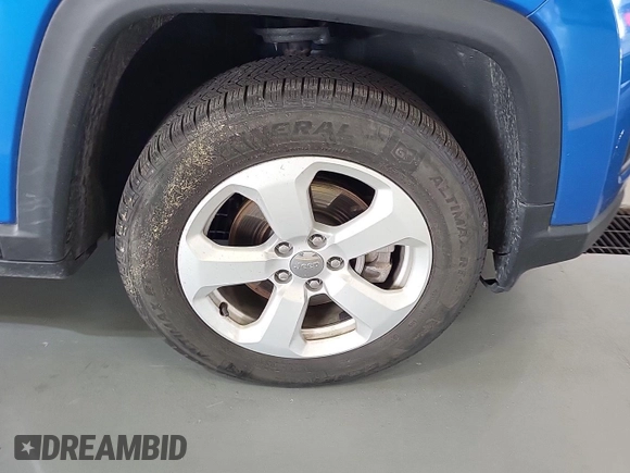 2021 Jeep Compass Latitude z VIN 3C4NJDBB0MT594087, wystawiony jako IAAI lot #42791550 z przebiegiem 78 385 mil mil oraz . Historia ofert i sprzedaży dostępna na DreamBid. Obrazek 22.