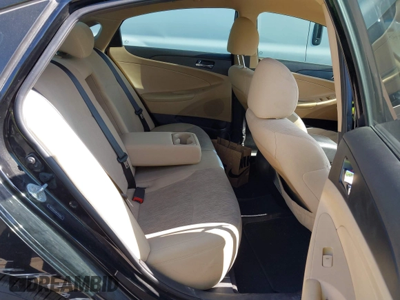 2013 Hyundai Sonata GLS z VIN 5NPEB4AC8DH553567, wystawiony jako IAAI lot #42370521 z przebiegiem 143 295 mil mil oraz . Historia ofert i sprzedaży dostępna na DreamBid. Obrazek 8.