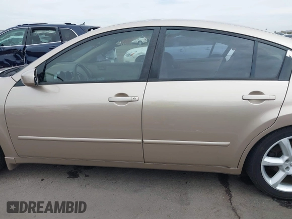 2004 Nissan Maxima SE with VIN 1N4BA41EX4C927086, listed as a IAAI auction lot 41734539 with 135,331 mi miles and . Bid and sale history available at DreamBid. Image 14.