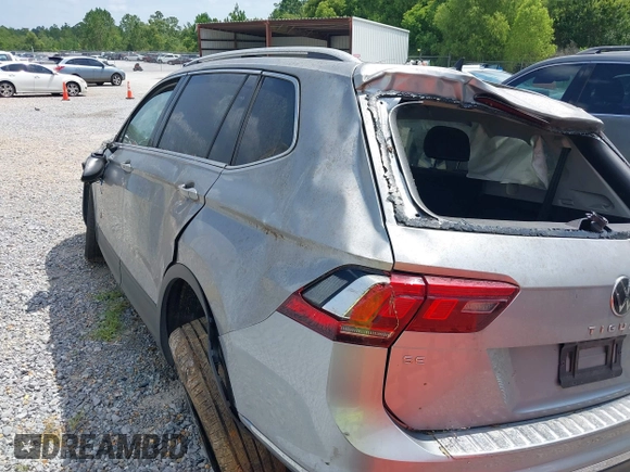 2022 Volkswagen Tiguan SE z VIN 3VV3B7AXXNM167936, wystawiony jako IAAI lot #42608826 z przebiegiem Nie podano mil oraz . Historia ofert i sprzedaży dostępna na DreamBid. Obrazek 16.