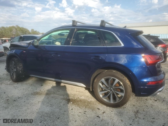 2024 Audi Q5 S line Premium Plus with VIN WA1EAAFY8R2022409, listed as a Copart auction lot 45711885 with 26,744 mi miles and Salvage Title. Bid and sale history available at carsss.com. Image 2.