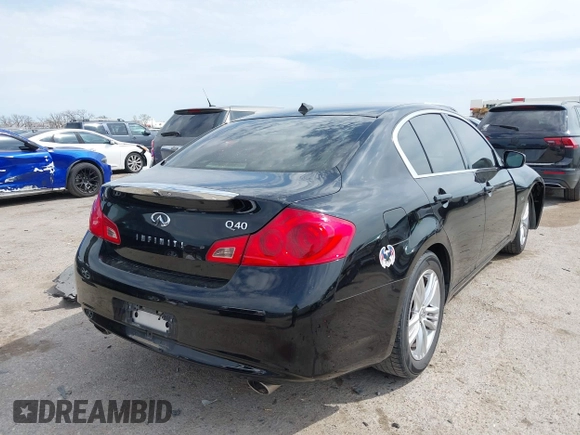 2015 Infiniti Q40 with VIN JN1CV6AP5FM502116, listed as a IAAI auction lot 41894061 with 101,358 mi miles. Bid and sale history available at carsss.com. Image 4.