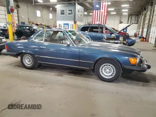 1983 Mercedes-Benz 380 with VIN WDBBA45A6DB024682, listed as a Copart auction lot 68236934 with 212,545 mi miles and Clean Title. Bid and sale history available at carsss.com. Image 4.