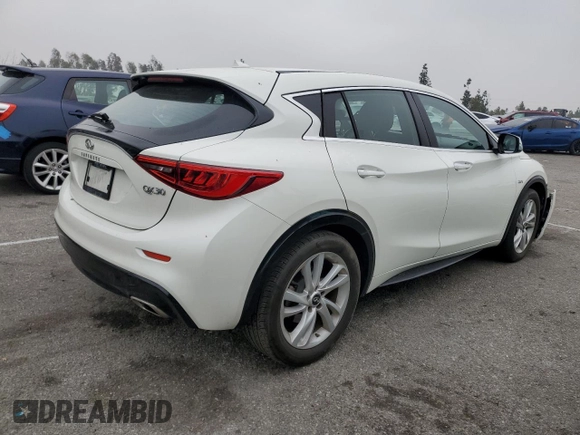 2017 Infiniti QX30 Sport with VIN SJKCH5CP1HA039582, listed as a Copart auction lot 43750455 with 72,068 mi miles and Salvage title. Bid and sale history available at DreamBid. Image 3.