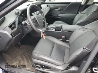 2022 Lexus ES 250 with VIN 58AD11D10NU009079, listed as a Copart auction lot 58255704 with 24,782 mi miles and Non repairable. Bid and sale history available at DreamBid. Image 7.