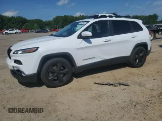 2018 Jeep Cherokee Latitude with VIN 1C4PJLCBXJD595248, listed as a Copart auction lot 54153555 with 152,258 mi miles and Salvage title. Bid and sale history available at DreamBid. Image 1.