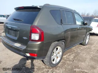 2015 Jeep Compass Latitude with VIN 1C4NJDEB1FD258100, listed as a IAAI auction lot 41773202 with 107,457 mi miles. Bid and sale history available at carsss.com. Image 4.