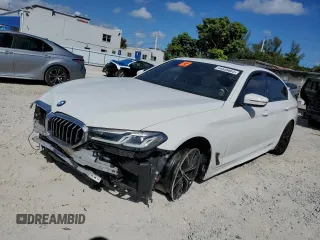 2022 BMW 5 Series 530i xDrive with VIN WBA13BJ0XNCK80986, listed as a Copart auction lot 44539685 with 32,063 mi miles and Salvage Title. Bid and sale history available at carsss.com. Image 1.