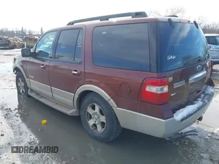 2007 Ford Expedition Eddie Bauer с VIN 1FMFU185X7LA72588, выставлен на аукционе IAAI как лот 41740134 с пробегом Не указан миль и . История ставок и продаж доступна на DreamBid. Изображение 3.