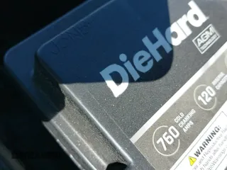 2017 Hyundai Elantra SE z VIN 5NPD84LF6HH194050, wystawiony jako IAAI lot #42551081 z przebiegiem 92 177 mil mil oraz . Historia ofert i sprzedaży dostępna na DreamBid. Obrazek 19.