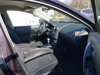 2015 Nissan Rogue Select S with VIN JN8AS5MT3FW660978, listed as a IAAI auction lot 41726625 with 105,973 mi miles. Bid and sale history available at carsss.com. Image 5.
