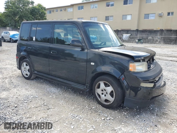 2005 Scion xB z VIN JTLKT324854000074, wystawiony jako Copart lot #52434605 z przebiegiem 480 748 mil mil oraz Szkody całkowita. Historia ofert i sprzedaży dostępna na DreamBid. Obrazek 4.