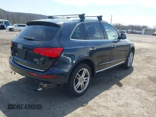 2017 Audi Q5 Premium Plus z VIN WA1L2AFP8HA012057, wystawiony jako IAAI lot #42055794 z przebiegiem 99 416 mil mil oraz . Historia ofert i sprzedaży dostępna na DreamBid. Obrazek 4.