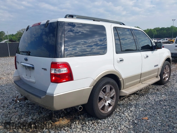 2007 Ford Expedition Eddie Bauer with VIN 1FMFU17537LA04277, listed as a IAAI auction lot 42229557 with 167,386 mi miles and . Bid and sale history available at DreamBid. Image 4.