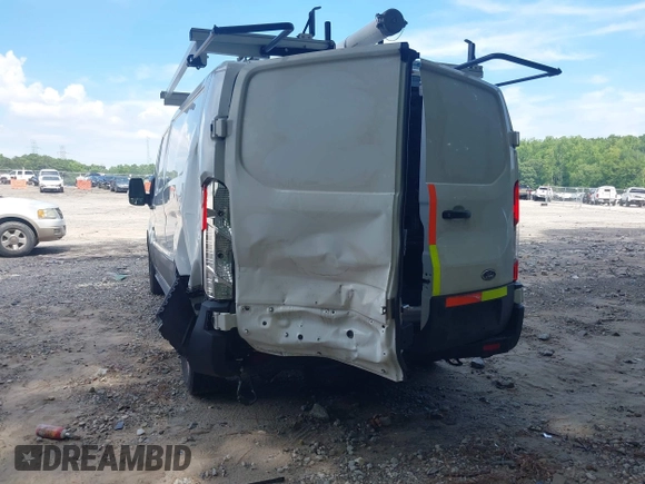 2023 Ford Transit Cargo z VIN 1FTYE1Y82PKA83403, wystawiony jako IAAI lot #42621450 z przebiegiem 44 617 mil mil oraz . Historia ofert i sprzedaży dostępna na DreamBid. Obrazek 6.