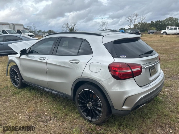 2018 Mercedes-Benz GLA with VIN WDCTG4EB9JJ483844, listed as a Copart auction lot 84911494 with 85,983 mi miles and Clean Title. Bid and sale history available at carsss.com. Image 3.