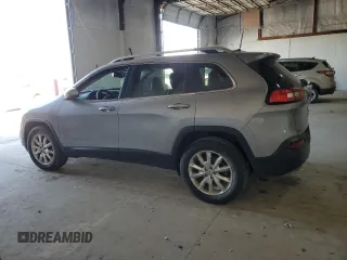 2017 Jeep Cherokee Limited with VIN 1C4PJMDB4HW543326, listed as a Copart auction lot 46492365 with 121,668 mi miles and Salvage title. Bid and sale history available at DreamBid. Image 2.