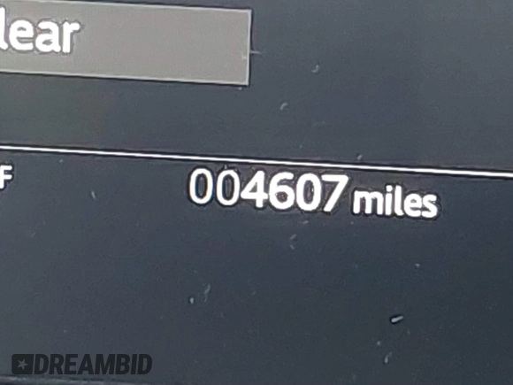 2024 Land Rover Defender with VIN SALEJEEU9R2312923, listed as a IAAI auction lot 41548930 with 104,449 mi miles and . Bid and sale history available at DreamBid. Image 16.