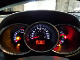 2012 Kia Sorento LX with VIN 5XYKTDA26CG213346, listed as a Copart auction lot 82377944 with 161,266 mi miles and Clean Title. Bid and sale history available at carsss.com. Image 9.