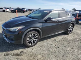 2017 Infiniti QX30 Luxury with VIN SJKCH5CR1HA037364, listed as a Copart auction lot 44723845 with 82,453 mi miles and Salvage Title. Bid and sale history available at carsss.com. Image 1.