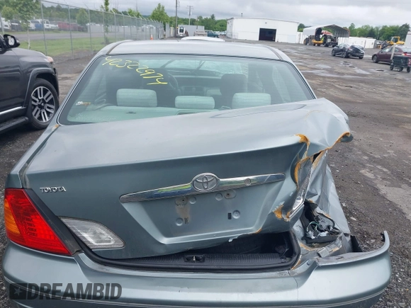 2000 Toyota Avalon XL with VIN 4T1BF28B5YU107764, listed as a IAAI auction lot 42322974 with 172,557 mi miles and . Bid and sale history available at DreamBid. Image 16.