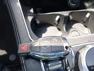 2017 Mercedes-Benz C 300 with VIN 55SWF4JBXHU218250, listed as a IAAI auction lot 42118860 with 71,018 mi miles and . Bid and sale history available at carsss.com. Image 11.