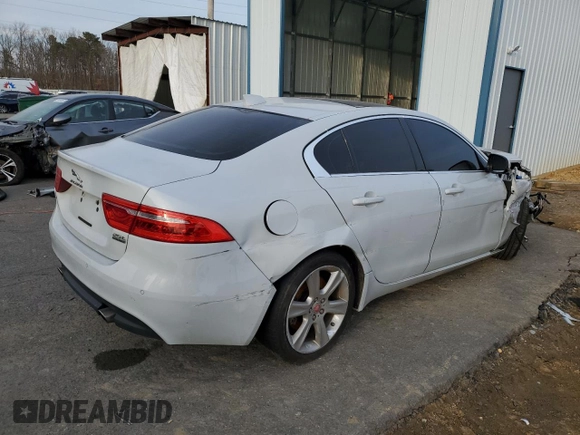 2018 Jaguar XE 25t Prestige with VIN SAJAK4FX2JCP18452, listed as a Copart auction lot 88533675 with 68,129 mi miles and Clean Title. Bid and sale history available at carsss.com. Image 3.