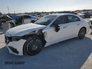 2024 Mercedes-Benz E-Class E 350 with VIN W1KLF4HB3RA031877, listed as a Copart auction lot 45371965 with 4,361 mi miles and Salvage Title. Bid and sale history available at carsss.com. Image 1.