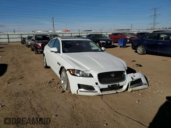 2017 Jaguar XF 35t Premium with VIN SAJBJ4BV1HCY30830, listed as a Copart auction lot 83018134 with 86,534 mi miles and Salvage Title. Bid and sale history available at carsss.com. Image 10.