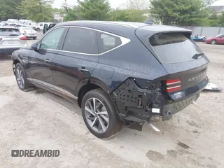2025 Genesis GV80 z VIN KMUHBESB3SU273631, wystawiony jako IAAI lot #42186632 z przebiegiem 184 mil mil oraz . Historia ofert i sprzedaży dostępna na DreamBid. Obrazek 3.