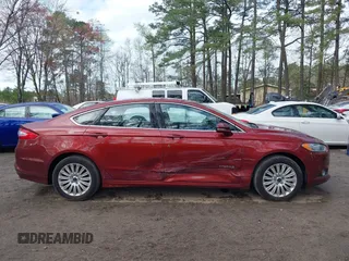 2014 Ford Fusion SE Hybrid with VIN 3FA6P0LU3ER301220, listed as a IAAI auction lot 41900873 with 251,303 mi miles. Bid and sale history available at carsss.com. Image 13.