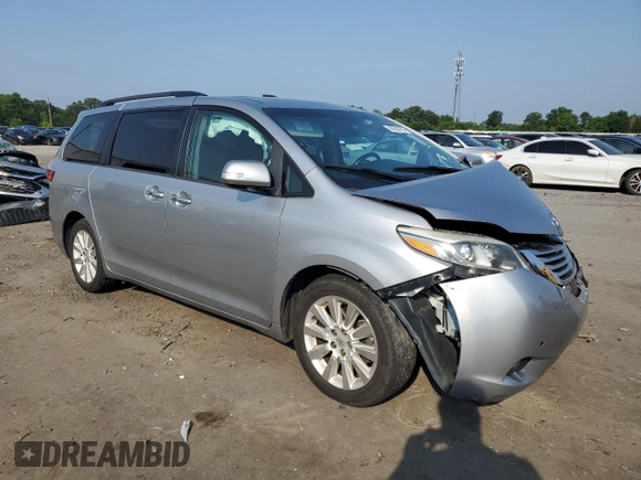 2016 Toyota Sienna XLE z VIN 5TDYK3DC2GS756021, wystawiony jako Copart lot #60636705 z przebiegiem 124 142 mil mil oraz Szkoda całkowita • Salvage title. Historia ofert i sprzedaży dostępna na DreamBid. Obrazek 4.