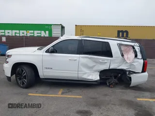 2018 Chevrolet Tahoe Premier z VIN 1GNSKCKJ6JR252253, wystawiony jako IAAI lot #42354486 z przebiegiem Nie podano mil oraz . Historia ofert i sprzedaży dostępna na DreamBid. Obrazek 13.
