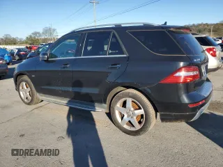 2012 Mercedes-Benz M 550 z VIN 4JGDA7DB3CA090841, wystawiony jako Copart lot #80319204 z przebiegiem 230 125 mil mil oraz Czysty tytuł • Clean title. Historia ofert i sprzedaży dostępna na DreamBid. Obrazek 2.