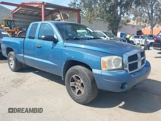 2005 Dodge Dakota SLT with VIN 1D7HE42N85S194847, listed as a IAAI auction lot 41880048 with 289,575 mi miles and . Bid and sale history available at DreamBid. Image 1.