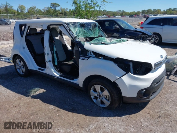2018 Kia Soul with VIN KNDJN2A28J7583962, listed as a IAAI auction lot 41826688 with 1 mi miles. Bid and sale history available at carsss.com. Image 1.