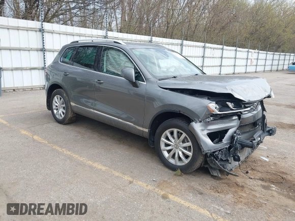 2016 Volkswagen Touareg Sport with VIN WVGEF9BPXGD012206, listed as a IAAI auction lot 42115314 with Not Provided miles and . Bid and sale history available at DreamBid. Image 1.