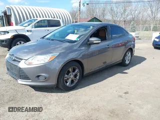 2013 Ford Focus SE with VIN 1FADP3F23DL258546, listed as a IAAI auction lot 41884513 with 156,775 mi miles. Bid and sale history available at carsss.com. Image 2.