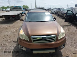 2011 Subaru Outback 2.5i Limited Pwr Moon with VIN 4S4BRCKC3B3367897, listed as a IAAI auction lot 42193831 with 152,084 mi miles. Bid and sale history available at carsss.com. Image 6.
