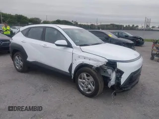 2025 Hyundai Kona SE with VIN KM8HA3AB3SU233511, listed as a IAAI auction lot 41592301 with 1,394 mi miles. Bid and sale history available at carsss.com. Image 1.