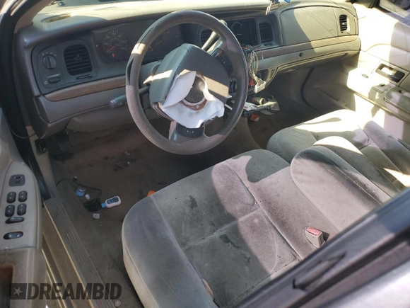 2006 Ford Crown Victoria z VIN 2FAFP73V86X122451, wystawiony jako Copart lot #50893875 z przebiegiem 338 845 mil mil oraz Szkoda całkowita • Salvage title. Historia ofert i sprzedaży dostępna na DreamBid. Obrazek 8.