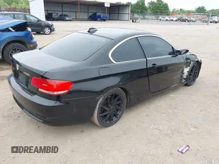2008 BMW 3 Series 328i with VIN WBAWV13558P118800, listed as a IAAI auction lot 42204526 with Not provided miles and . Bid and sale history available at DreamBid. Image 4.