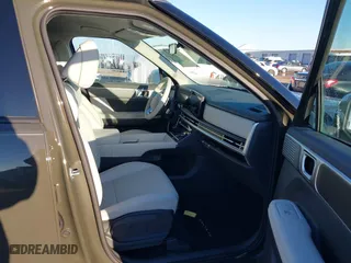 2025 Hyundai Santa Fe SEL with VIN 5NMP24GL0SH101428, listed as a IAAI auction lot 41208922 with 1,384 mi miles. Bid and sale history available at carsss.com. Image 5.
