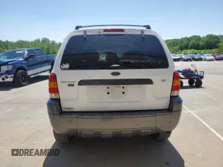 2006 Ford Escape XLT z VIN 1FMYU93176KB98889, wystawiony jako Copart lot #56388425 z przebiegiem 149 002 mil mil oraz Szkoda całkowita • Salvage title. Historia ofert i sprzedaży dostępna na DreamBid. Obrazek 6.