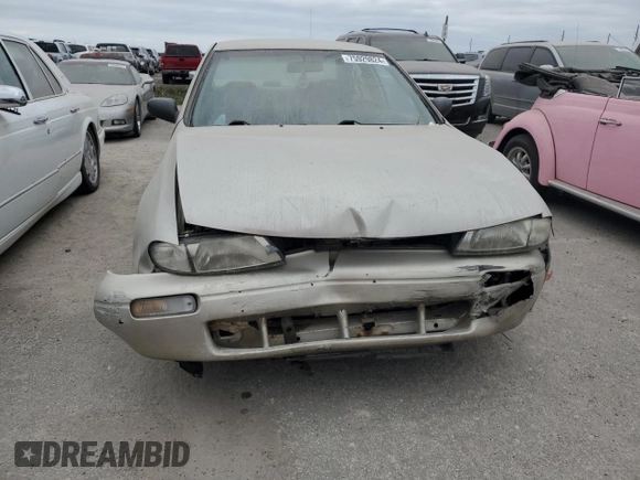 1994 Nissan Altima XE with VIN 1N4BU31D1RC182678, listed as a Copart auction lot 75929824 with 87,617 mi miles and Salvage Title. Bid and sale history available at carsss.com. Image 5.