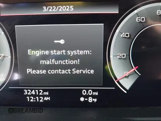 2021 Audi Q8 Premium Plus z VIN WA1EVAF14MD003053, wystawiony jako IAAI lot #41854362 z przebiegiem 32 412 mil mil oraz . Historia ofert i sprzedaży dostępna na DreamBid. Obrazek 18.