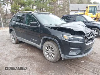 2019 Jeep Cherokee Latitude Plus with VIN 1C4PJMLB1KD237138, listed as a IAAI auction lot 41956339 with 81,180 mi miles. Bid and sale history available at carsss.com. Image 1.