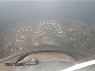 2003 Chevrolet Silverado 1500HD LS z VIN 1GCGK13UX3F239683, wystawiony jako Copart lot #69690574 z przebiegiem 253 887 mil mil oraz Szkoda całkowita • Salvage title. Historia ofert i sprzedaży dostępna na DreamBid. Obrazek 9.