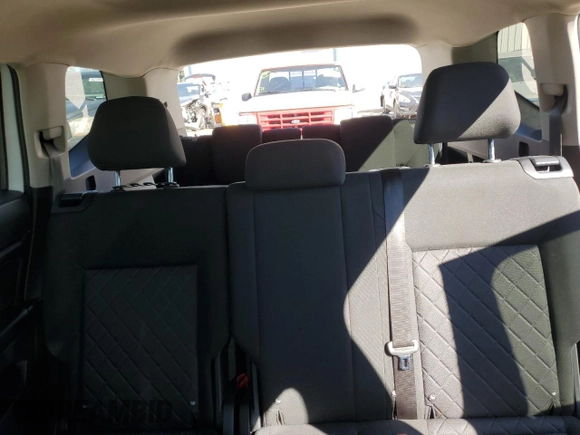 2018 Volkswagen Atlas Launch Edition with VIN 1V2BR2CA2JC509892, listed as a Copart auction lot 81272824 with 107,686 mi miles and Salvage title. Bid and sale history available at DreamBid. Image 10.